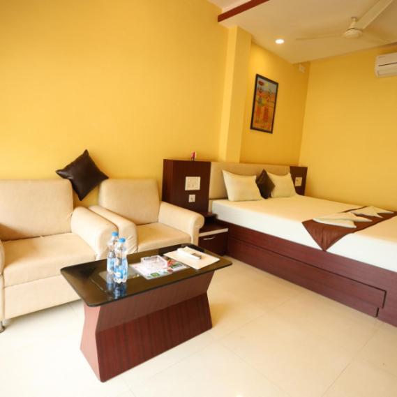 Golden View Resort And Restaurant Tajpur Buitenkant foto
