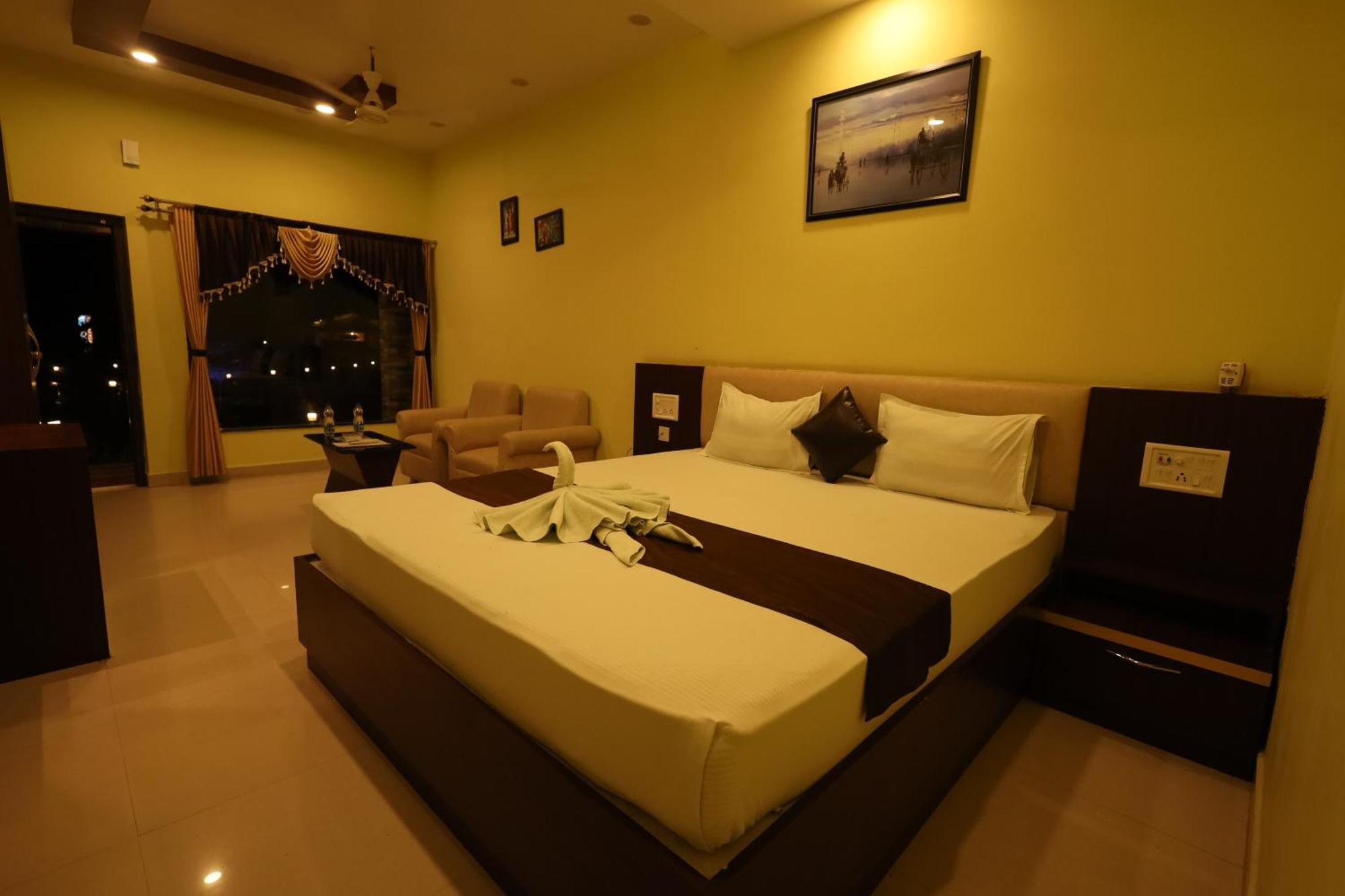 Golden View Resort And Restaurant Tajpur Buitenkant foto