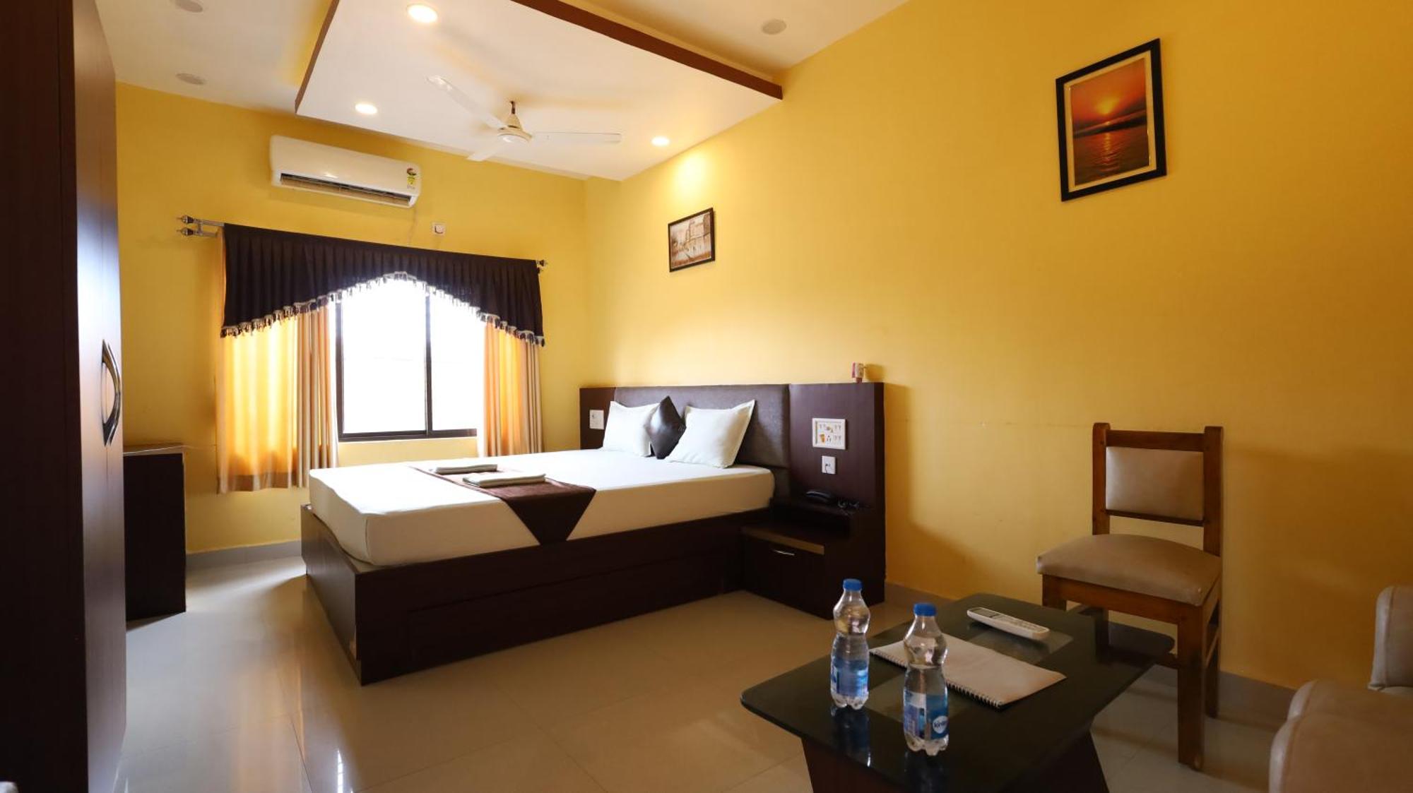 Golden View Resort And Restaurant Tajpur Buitenkant foto