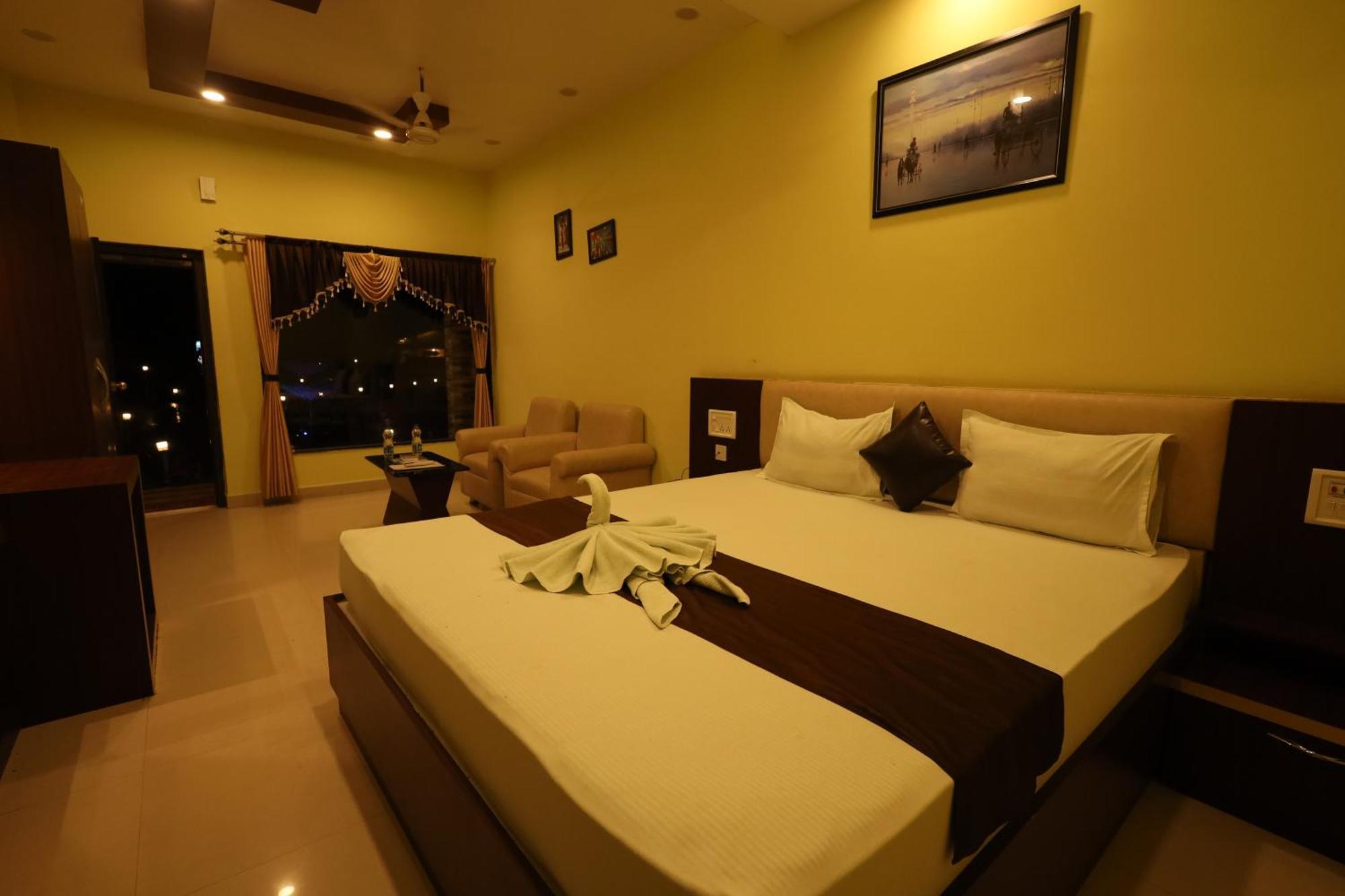 Golden View Resort And Restaurant Tajpur Buitenkant foto